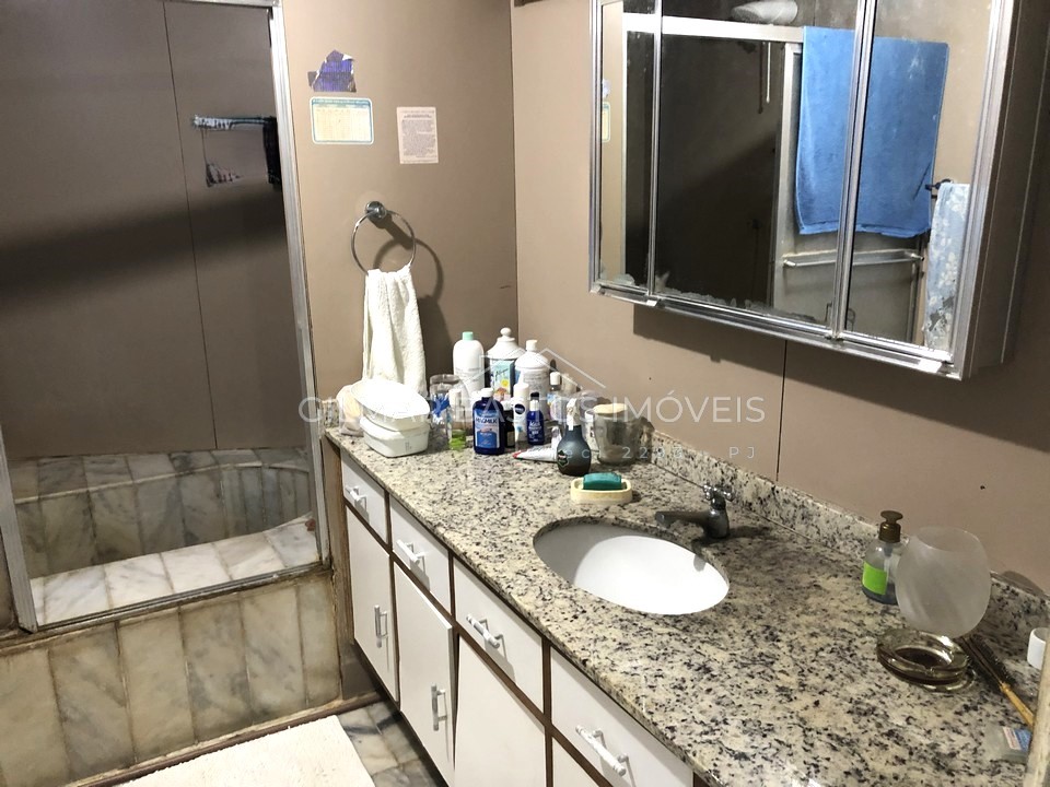 Apartamento 4 quartos, com 1 suíte, vista mar, à venda no bairro do Rio Vermelho, em Salvador/BA