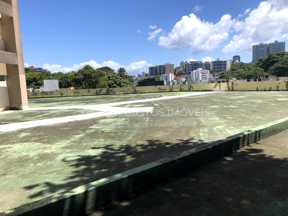 Apartamento 4 quartos, com 1 suíte, vista mar, à venda no bairro do Rio Vermelho, em Salvador/BA