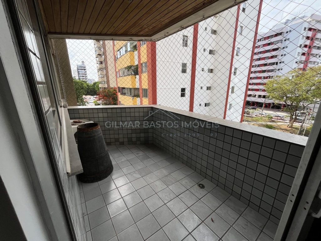 Apartamento 4 quartos, sendo 1 suíte, à venda no bairro da Pituba, em Salvador/BA