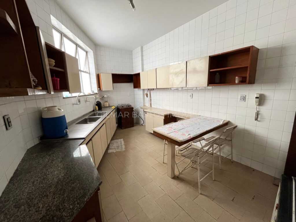 Apartamento 4 quartos, sendo 1 suíte, à venda no bairro da Pituba, em Salvador/BA