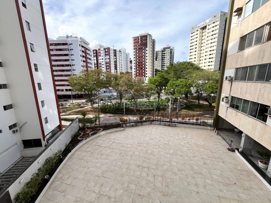 Apartamento 4 quartos, sendo 1 suíte, à venda no bairro da Pituba, em Salvador/BA
