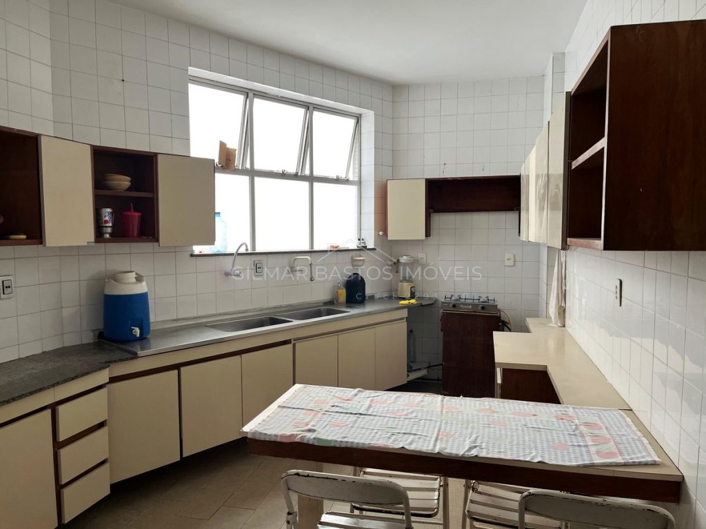 Apartamento 4 quartos, sendo 1 suíte, à venda no bairro da Pituba, em Salvador/BA