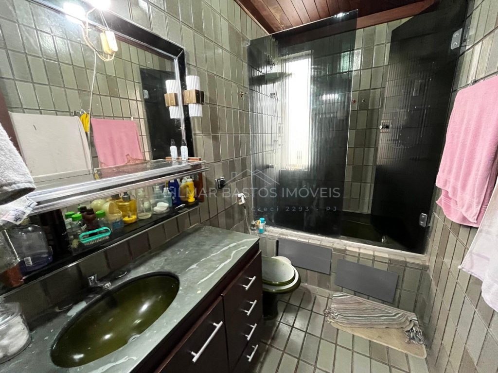 Apartamento 4 quartos, sendo 1 suíte, à venda no bairro da Pituba, em Salvador/BA