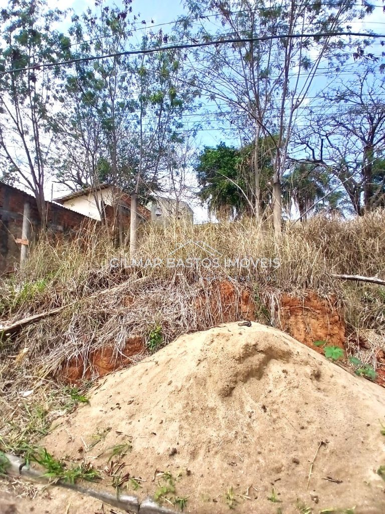 Terreno à venda no Centro da cidade de Três Rios/RJ