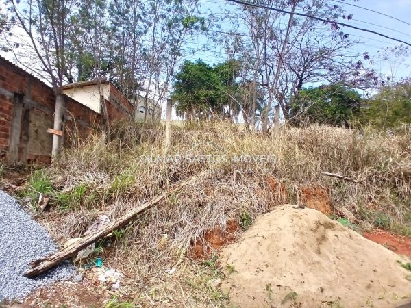Terreno à venda no Centro da cidade de Três Rios/RJ