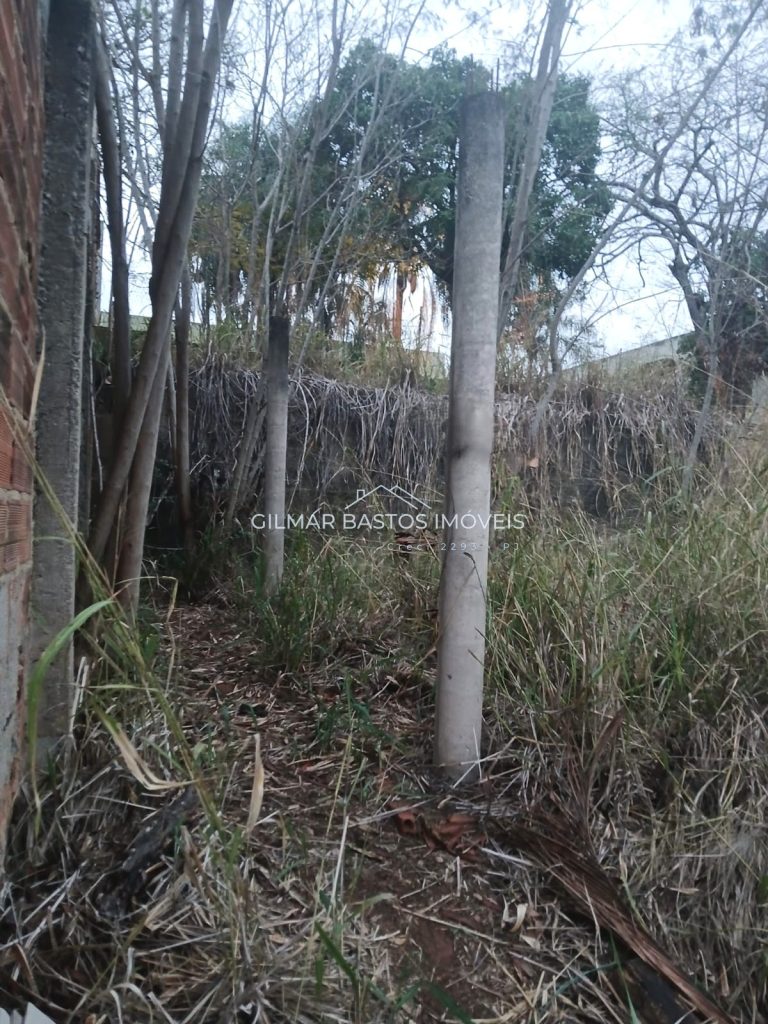 Terreno à venda no Centro da cidade de Três Rios/RJ