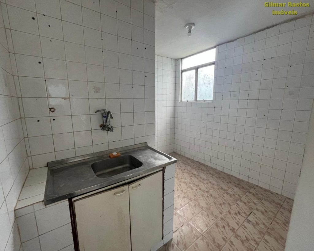 Apartamento 2/4 – Bairro Arraial do Retiro – Condomínio Vila da Palmeiras