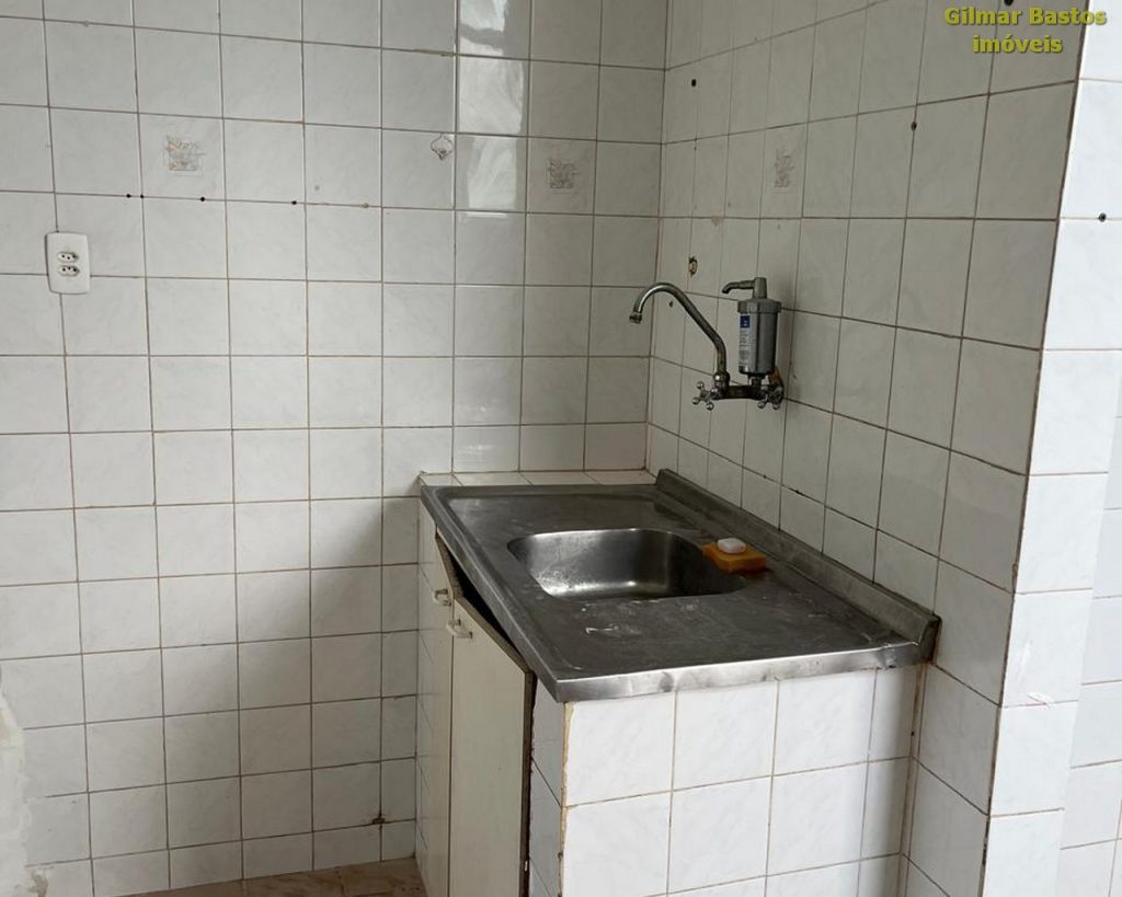 Apartamento 2/4 – Bairro Arraial do Retiro – Condomínio Vila da Palmeiras