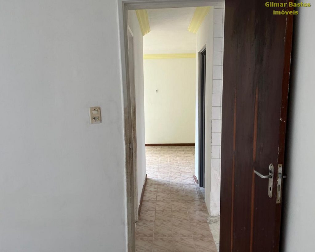 Apartamento 2/4 – Bairro Arraial do Retiro – Condomínio Vila da Palmeiras