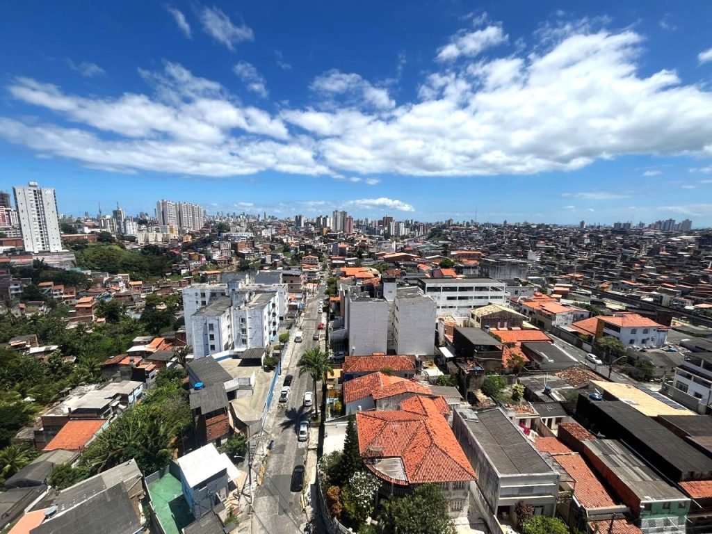 Apartamento 3 quartos, com 1 suíte, à venda no bairro de Brotas, em Salvador/BA